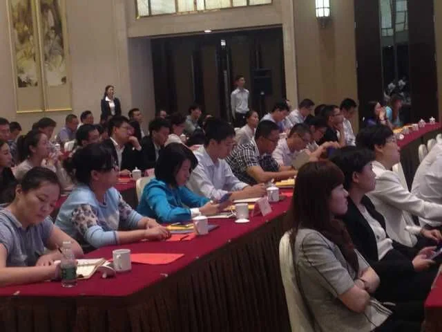 陈海挑律师受邀主持南京金秋经贸洽谈会—图片3
